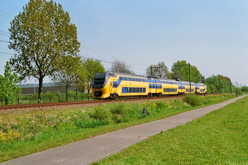 9403 near Leiden 22-04-2007.