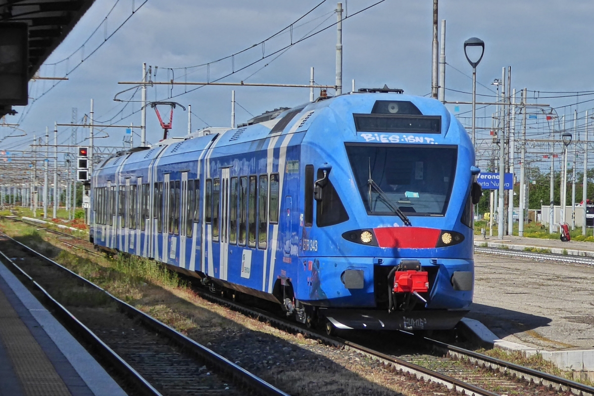 ETR 343 will soon arrive at Verona Porta Nuovo station. May 9th, 2025.