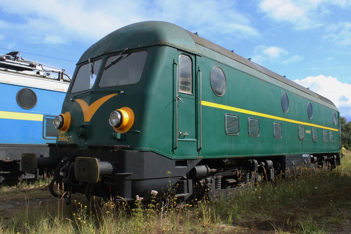 Ex-NMBS, now PFT-TSP: 201.027 (ex 5927) stands in the Retrotrain museum at Saint-Ghislain on 17 August 2024.