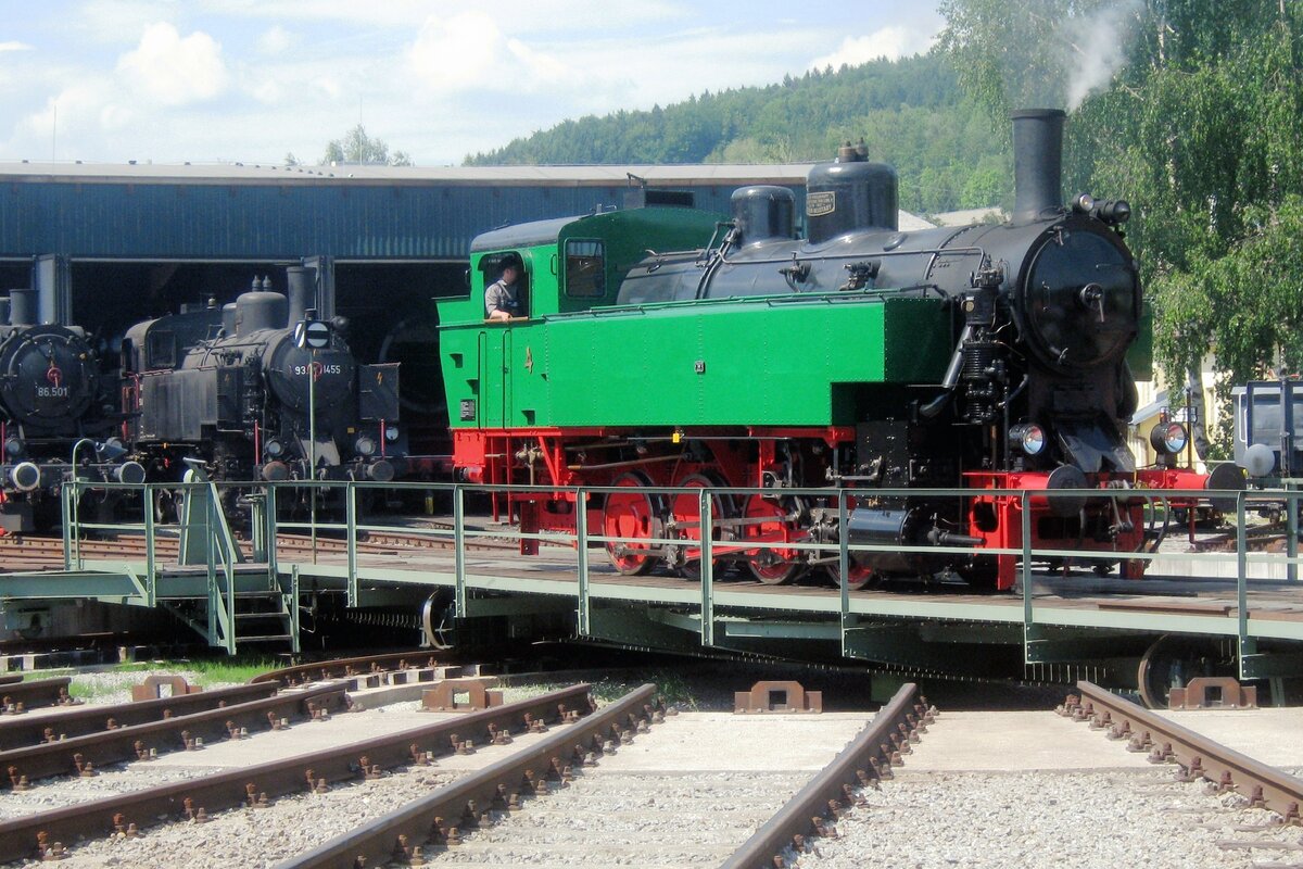 Private WTK-4 stands on the turn table in the Lokpark Ampflwang on 27 May 2012.