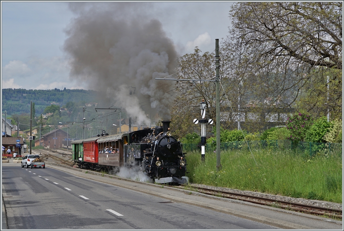 The BFD HG 3/4 N° 3 by the Blony Chamby Railway is leaving Blonay.
This train is on the way to Chaulin.

06.05.2023