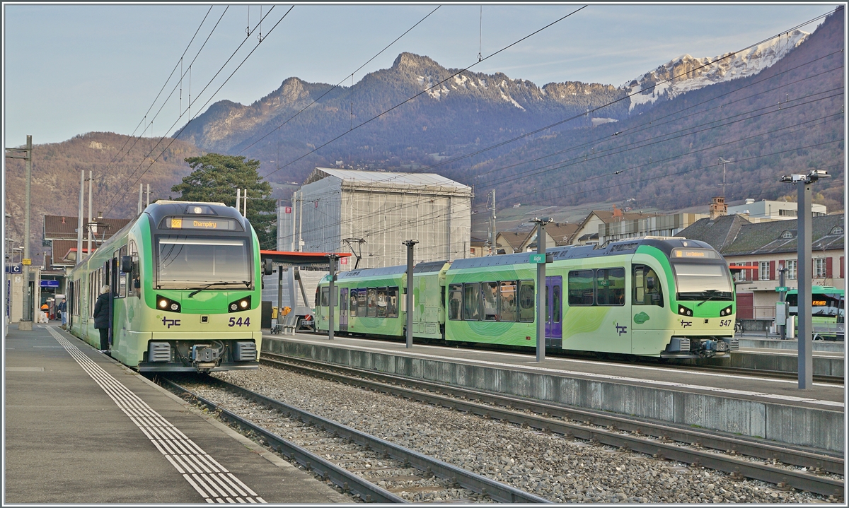 Two TPC Beh 2/6 railcars in Aigle aren't particularly unusual, unless one of them is headed to Les Diablerets! In fact, the TPC Beh 2/6 railcars have been registered on both the AOMC and ASD lines since their commissioning, but only today did I see one traveling to Les Diablerets for the first time. Waiting in Aigle for departure are: TPC Beh 2/6 544 as R 72 32 to Champéry and Beh 2/6 547 as R 71 428 to Les Diablerets. 

November 19, 2025