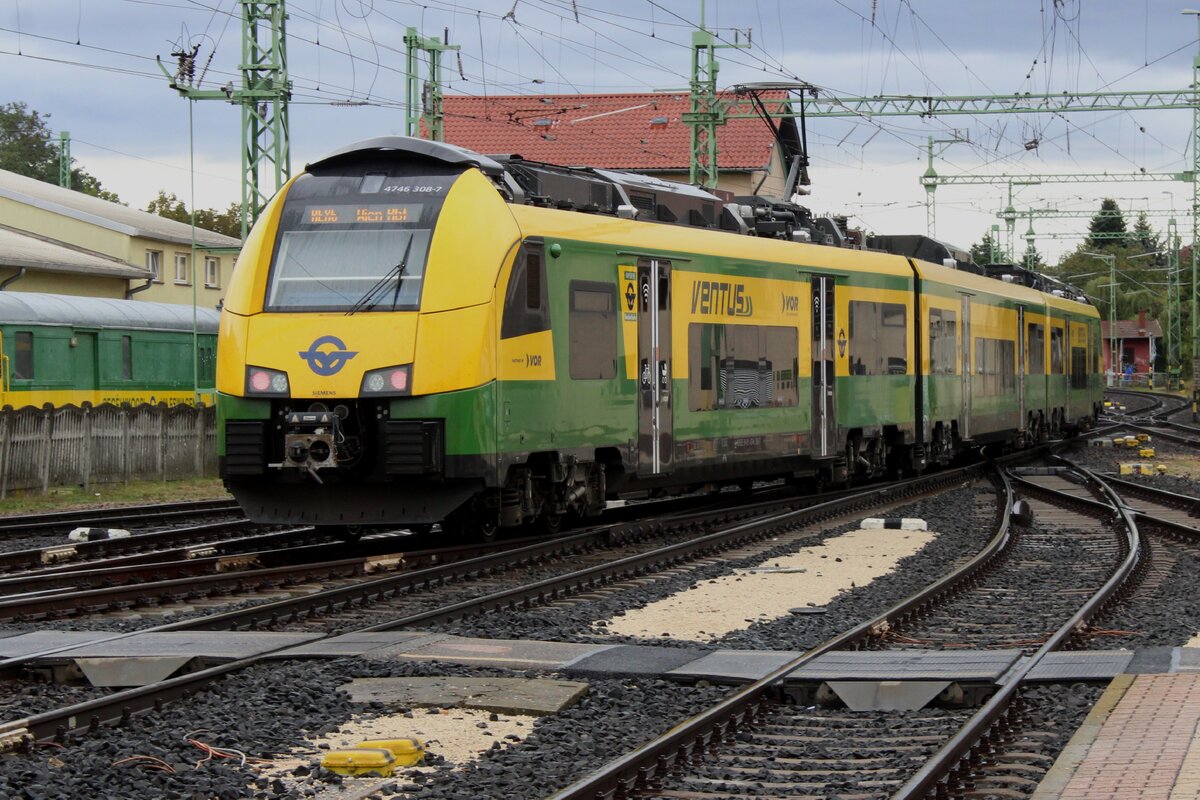 VENTUS is the name, GySEV gives to the Siemens Desiro Mainline and on 16 September 2024 Ventus 4746 308 slowly enters Sopron with a service from Ebenfurth. 