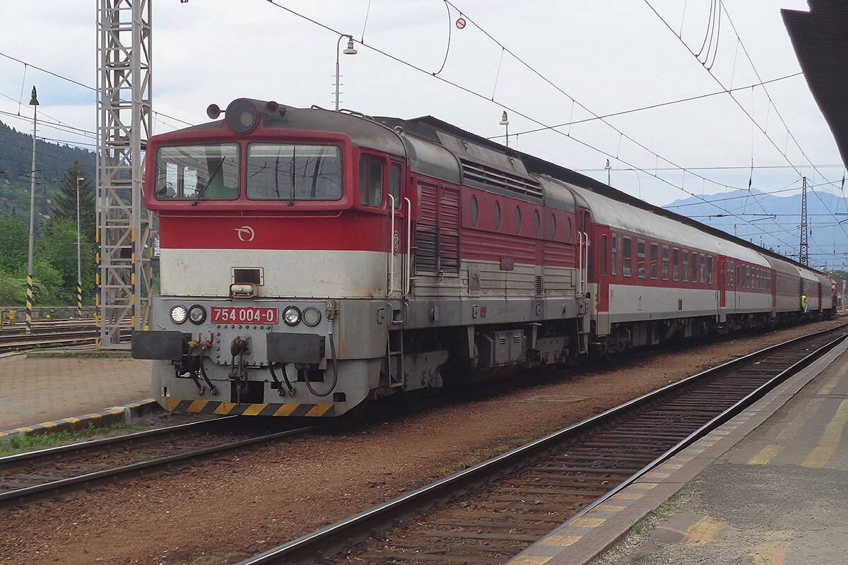 ZSSK 754 004 has arrived from Zvolen at Zilina on 15 May 2018.