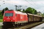 On 29 May 2012 ÖBB 2016 083 hauls a freight train consistent of just five wagons, through Wien-Meidling.