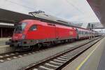 ÖBB 1016 034 departs from Klagenfurt with a short IC-service to Villach on 15 September 2024.