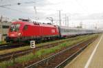 BB 1116 188 with overnight train to Hamburg-Altona enters Wien-Htteldorf on 28 May 2012.