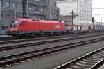 ÖBB 1116 105 stands in Linz Hbf on 30 December 2016.