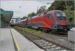 The ÖBB 1116 223  Spirit of Innsbruck  is ready to depart in Bregenz with its Rail Jet.