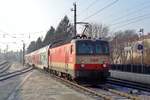 ÖBB 1144 092 leaves Wien-Heiligenstadt on 1 January 2017.