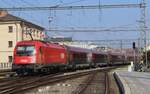 ÖBB 1216 226 pushes a RailJet service Granz-Praha out of Brno hl.n. toward the Czech capital on 19 September 2024. The Czech railways showed a remarkable resilience by reinstating railway traffic as fast as they could after the desastrous floods of a few days earlier.