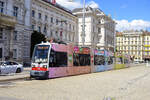 Wiener Linien S71 - B1 Tram B757 am Kärnter Ring in Vienna. Date: 19 May 2024.