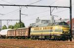 Scanned piocture of NMBS 5102 passing through Antwerpen Dam on 15 May 2002.