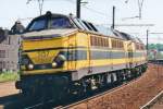 Scanned picture of NMBS 5157 on 16 May 2000 at Antwerpen-Dam.