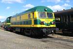 Ex-NMBS 5922 stands at Baasrode Noord as part of an exhibition on 6 July 2024 during the  Scheldeland in Stoom  Weekend.