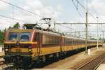 On 15 May 2000, NMBS 1186 with Brussels bound Benelux IC-S enters Roosendaal.