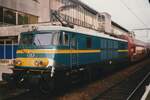 In her last year of service, SNCB 1501 enters Liége-Guillemins with a regional train on 10 September 1999, where this five strong Class used to haul crack passenher trains like TTE and EuroCities