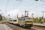 On 1 February 2000 NMBS 1606 passes through Köln Deutz.