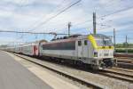 NMBS 1916 pushesan IC into Brugge on 22 May 2014. NMBS Class 18/19 are Taurus-locos with some modifications, most notably the new front ends, but are NOT Vectrons, that have almost the same fronts.