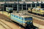 Totally history: 2232 at the loco shed in Antwerpen Dam on 16 May 2002. Only 2148 in the background still exists: the Diesel locos back and 2237 have been scrapped; the loco shed has been demolished.