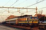 On 5 November 2003, NMBS 2737 stands at Roosendaal with one of the first TTC night trains.