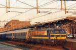 On 5 November 2003, NMBS 2737 stands at Roosendaal with one of the first TTC night trains.
