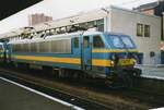 On 7 August 1998 NMBS/SNCB 2707 stands at Liége-Guillemins. 