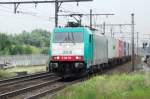 CoBRa 2818 is about to pass through Antwerpen-Noorderdokken on 22 Augustus 2013.