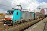 Between the festivities of 175 years of railways in the Netherlands, commercial cargo activity continued (thankfully) and with another railway strike in Germany looming, CoBRa 2820 with Volvo-train pauses at Amersfoort on 17 October 2014.