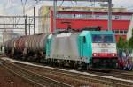 CoBRa 2825 hauls a tank train through Antwerpen-Berchem on 3 September 2015.