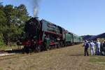With one of the hourly shuttles to Mariembourg, 29.013 is seen leaving Treignes on a perfect 21 September 2019 attended by more than one photographer. The very last NMBS/SNCB steam loco in normal service was 29.013 in 1966, one of about 280 1D US engines. As the only one of this class in Belgium, she became instantly a designated museum loco even before the last official scheduled steam trip to Dendermonde. On 21 September 2019 she was guest with the CFV3V and receives attention at Mariembourg. Another member of this type rides in HUngary as 411.118 'Truman'.