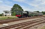 SCM´s 75196 enters Simnpelveld on 8 July with a steam shuttle from Kerkrade.