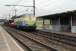 Something special: 5529 with railway engineering train passes through Antwerpen-Noorderdokken on an increasingly grey 22nd of August 2013.