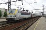 NMBS 1802 pushes an IC out of Antwerpen-Berchem on 21 May 2014.