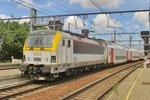 NMBS 1891 pushes an IC out of Antwerpen-Berchem on 29 June 2016.