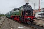 On the most recent British Coronation Day 6 May 2023, Loco 22 TOM gets her steam shuttle train to eeklo at the little platform at Maldegem.