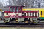 On 23 February 2020 CD shunter 704 007 stands in Havlicku Brod.