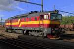 On 29 May 2025 CD 754 043 stands at Jihlava, carrying a colour scheme that was used mostly on CSD/ZSSK Class 742 Diesel shunting locomotives.
