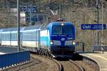 EuroCity with 193 293 is about to call at Usti-nad-Labem on 6 April 2017.