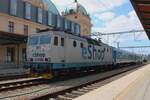 CD advertiser 362 081 stands in Plzen hl.n. on 9 May 2024.