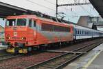 On 28 May 2015 CD 362 021 calls at Ostrava hl.n. and carries a test colour scheme for an energy company. On 28 May 2015 CD 362 021 calls at Ostrava hl.n. and carries a test colour scheme for an energy company.
