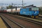 On 26 September 2025 CD Cargo 363 058 hauls a mixed freight through Praha-Liben toward Nymburk.