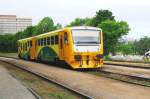 CD 814 155 in Praha-Veleslavin on 14 May 2012. The huge flat building in the background is a 16-store hotel. 

