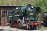 In the afternoon of 11 May 2024, Roshnicka 464 202 gets some rest at the CD Raiwlay Museum in Luzna u Rakovnika.