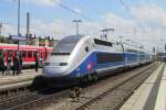 TGV 4703 runs gently through the station of Neustadt (Weinstrasse) on 1 June 2014.