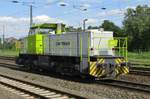 Captrain 821 passes through Oberhausen Osterfeld Süd on 22 May 2017.