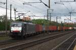 TX Log 189 937 hauls a container train through Fulda on 31 May 2012.