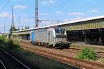 TX Log 193 149 passes solo through Oberhausen Hbf on 26 June 2024.