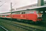 On 6 November 1999 DB 218 110 waited at Braunschweig Hbf.