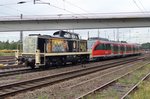 On 16 September 2016 former DB 291 034 hauls an EMU through Duisburg-Entenfang.